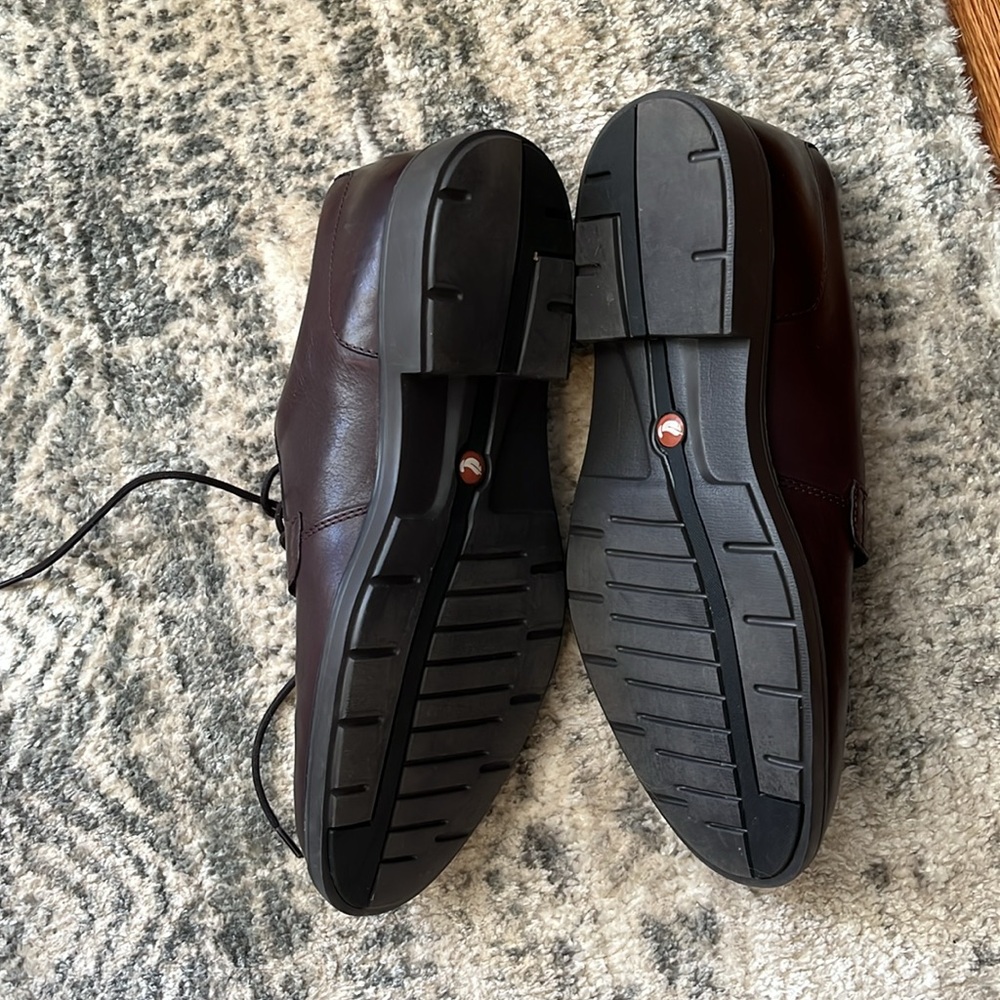 Brown men’s Clark oxford. - Picture 3 of 3